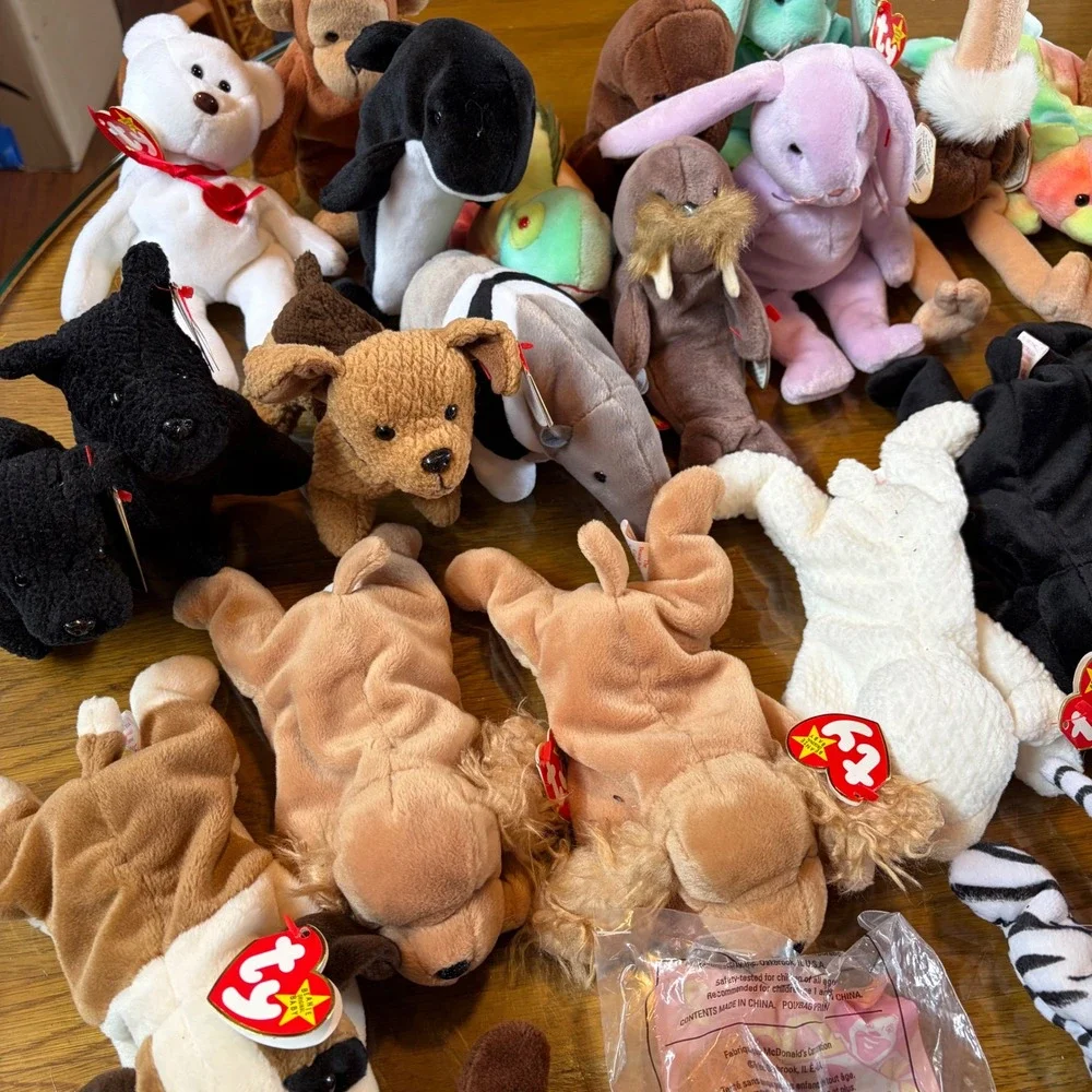 Lot of 34 Ty Beanie Babies Vintage Rare Plush Collection African Safari Tote‎
